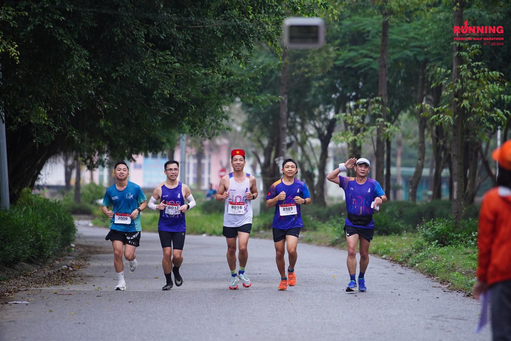 Phá vỡ giới hạn trong chạy bộ cùng Thanh Ha Half Marathon 2024   - Ảnh 13.