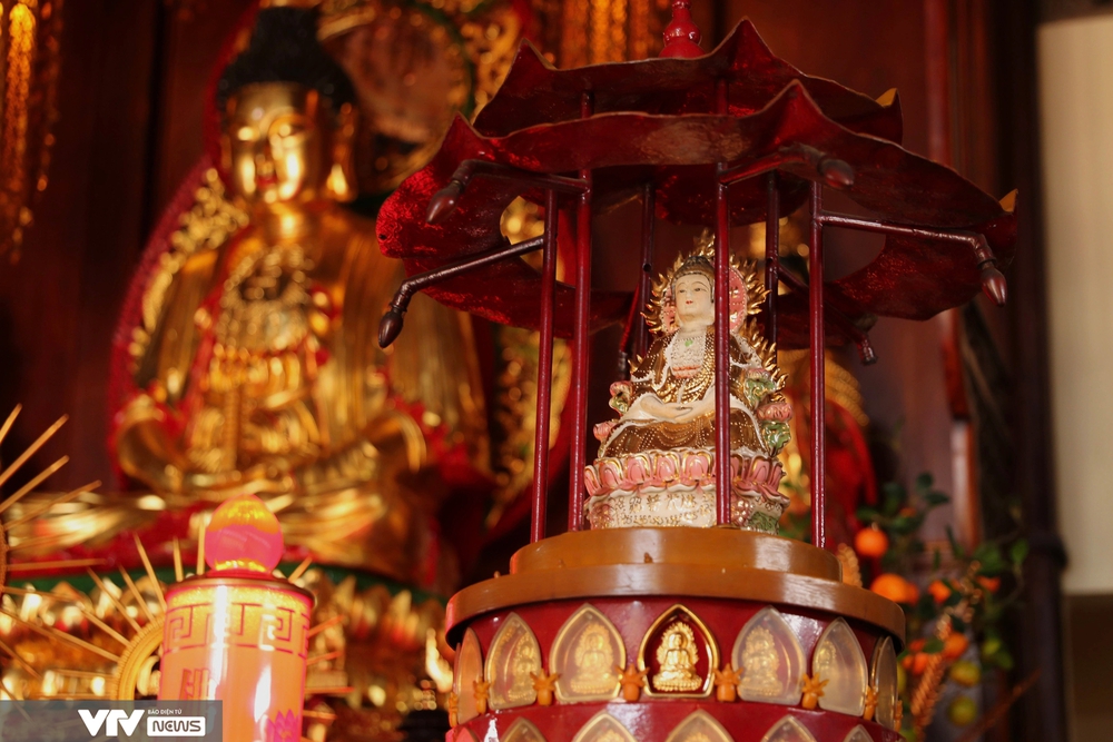Chiêm bái ngôi chùa có hơn 10.000 tượng phật ở TP Hồ Chí Minh - Ảnh 3.