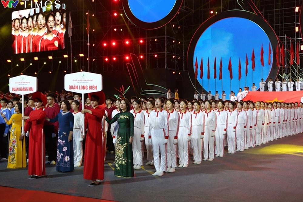 Toàn cảnh Lễ khai mạc Hội khỏe Phù Đổng TP Hà Nội lần thứ X năm 2024  - Ảnh 2.