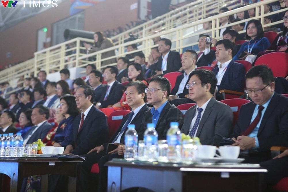 Toàn cảnh Lễ khai mạc Hội khỏe Phù Đổng TP Hà Nội lần thứ X năm 2024  - Ảnh 1.