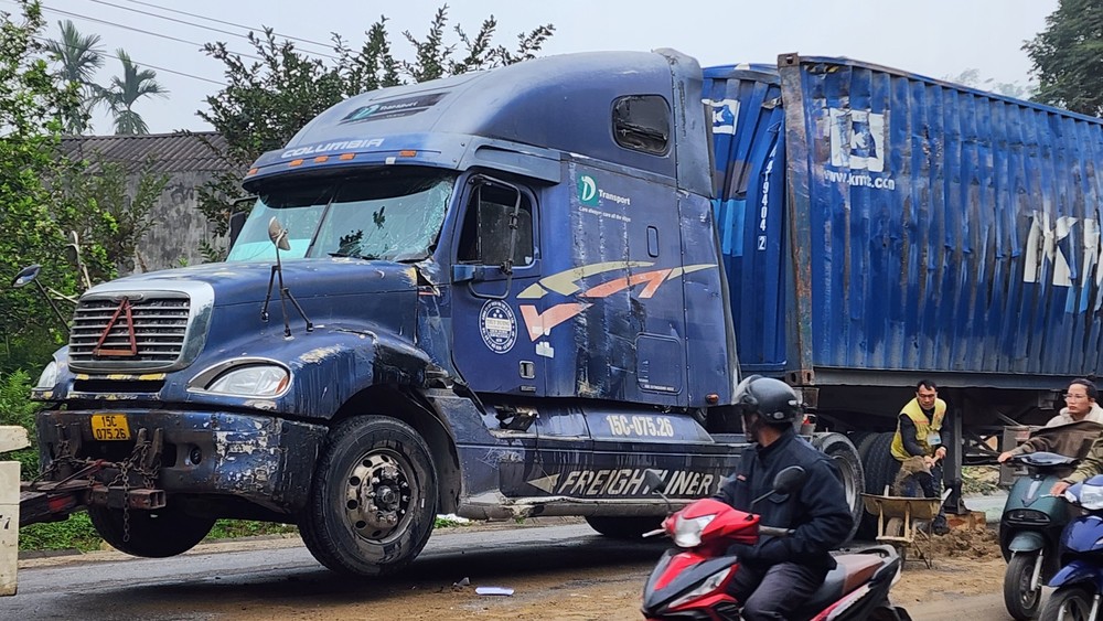 Hiện trường kinh hoàng vụ tai nạn giao thông tại Tuyên Quang làm 5 người tử vong - Ảnh 6.