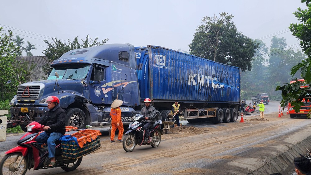 Hiện trường kinh hoàng vụ tai nạn giao thông tại Tuyên Quang làm 5 người tử vong - Ảnh 7.
