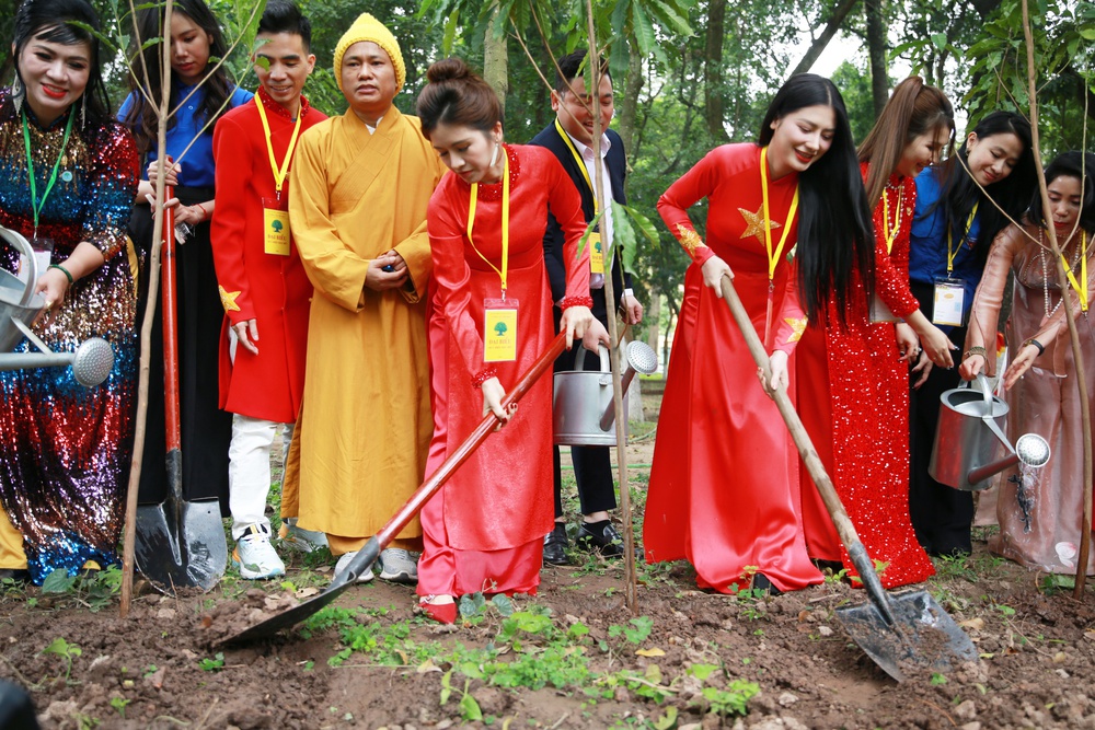 Tuổi trẻ VTV tham gia trồng cây tại Vườn cây ơn Bác - Ảnh 20.