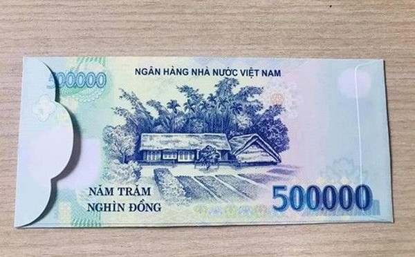Người Việt Nam thường lấy bao lì xì đầy đủ tiền mặt để tặng cho người thân và bạn bè vào dịp Tết Nguyên Đán. Bao lì xì còn có chức năng đem lại may mắn và phúc lợi cho những người nhận. Hãy cùng xem ảnh liên quan để hiểu thêm về truyền thống tặng lì xì trong ngày Tết.