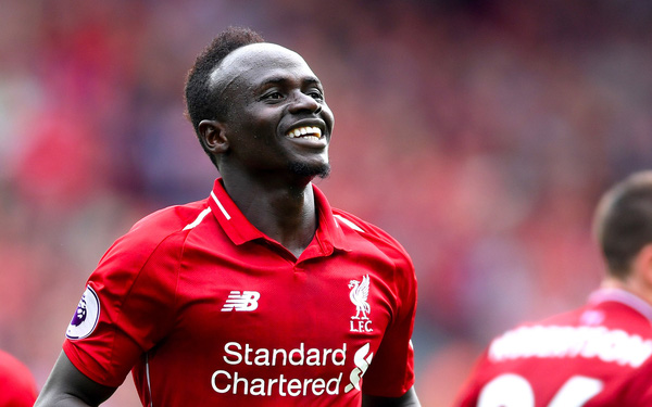 Liverpool lên kế hoạch &qυot;trói chân&qυot; Sadio Mane | VTV.VN