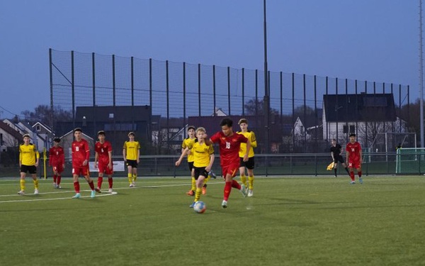 Vietnam U17 team played well against U16 host Borussia Dortmund