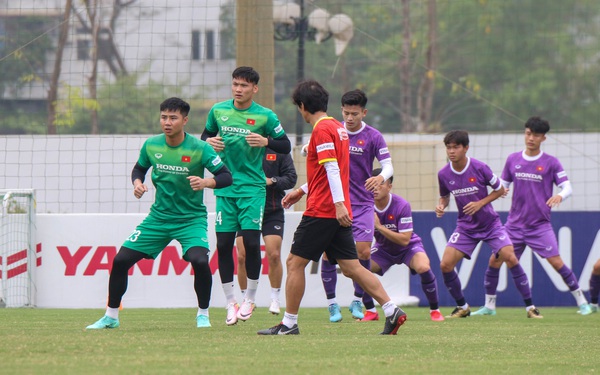 U23 Vietnam team bid farewell to Xuan Tan and added Bao Toan