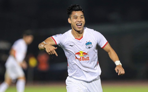 Van Thanh was included in the typical team of the second round of the AFC Champions League