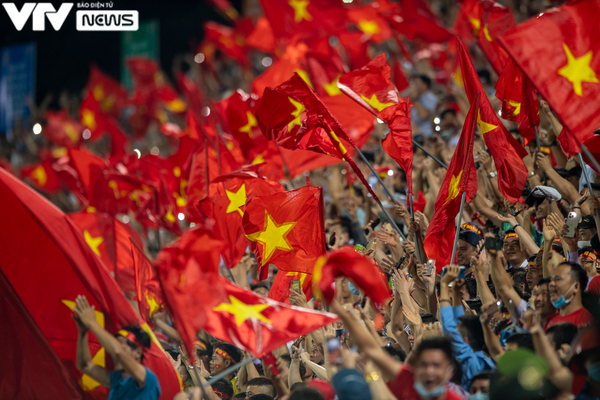 Photo: U23 Vietnam repays the cheering rain team with 3 sweet points
