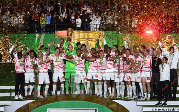 Defeating Freiburg, RB Leipzig won the German Cup for the first time