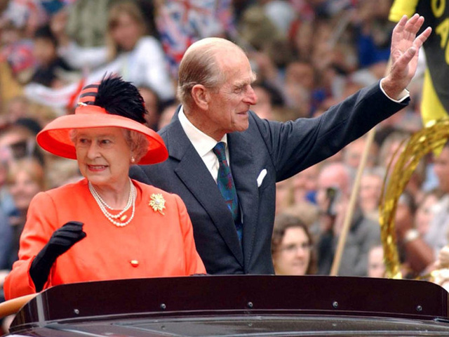 Ngưỡng mộ cuộc hôn nhân kéo dài 69 năm của Nữ hoàng Elizabeth II - Ảnh 14.