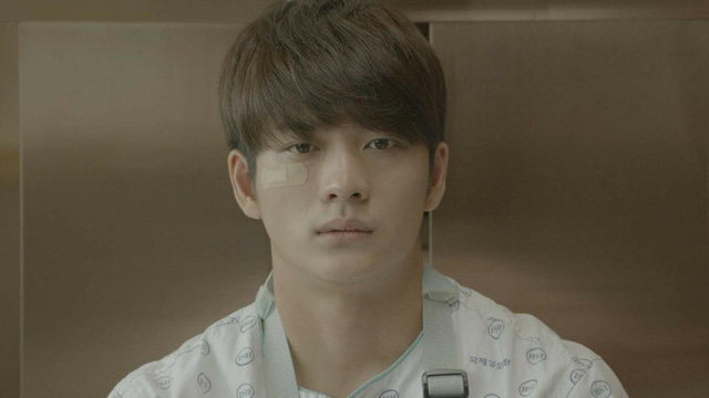Tuổi thanh xuân 2 - Tập 4,5: Sau tai nạn, Junsu (Kang Tae Oh) hoàn toàn trống rỗng - Ảnh 1.