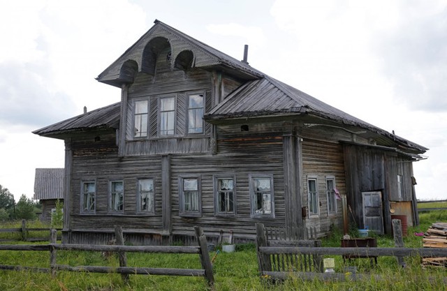 Ngắm vẻ mộc mạc của những ngôi nhà gỗ vùng nông thôn nước Nga - Ảnh 15.