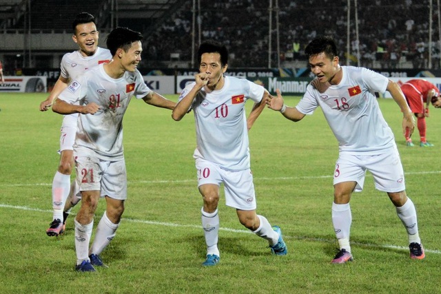 Chùm ảnh: ĐT Việt Nam thắng nghẹt thở trước Myanmar trong ngày ra quân AFF Cup 2016 - Ảnh 7.