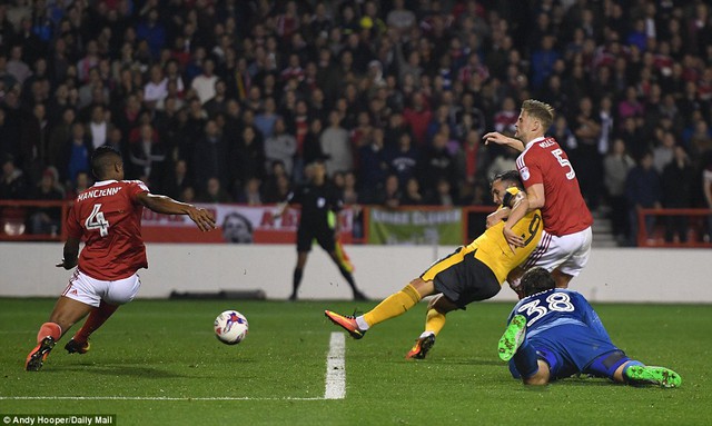 VIDEO, Nottingham Forest 0-4 Arsenal: Tân binh tỏa sáng - Ảnh 1.