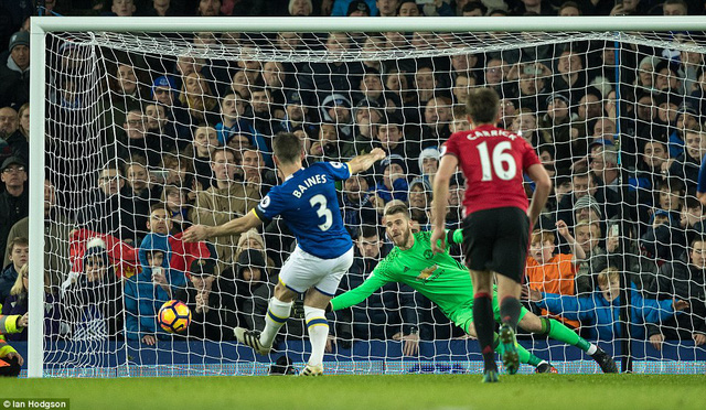 Everton 1-1 Manchester United: Ibra ghi siêu phẩm, tội đồ Fellaini! - Ảnh 2.