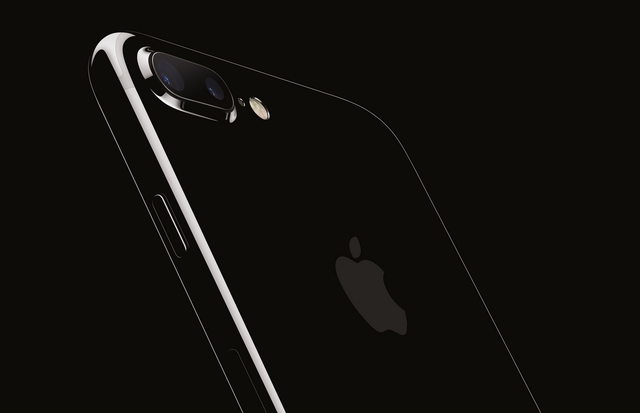 Cận cảnh iPhone 7, iPhone 7 Plus phiên bản màu đen mới cực chất - Ảnh 18.