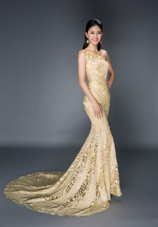 Diện trang phục dạ hội, Hoa hậu Mỹ Linh tỏa sáng bên hai Á hậu - Ảnh 4.