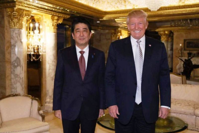 Thủ tướng Nhật Bản gặp Tổng thống Mỹ đắc cử: Cuộc gặp xây dựng lòng tin - Ảnh 1.