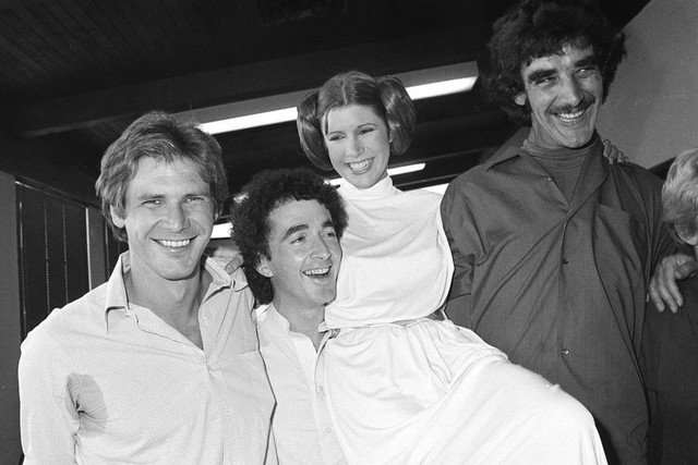 Nhìn lại những hình ảnh đẹp của Carrie Fisher trong Star Wars - Ảnh 5.