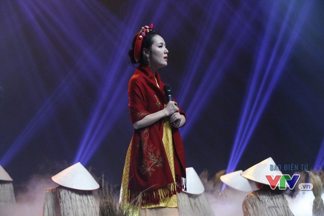 Phương Linh khoe vẻ đẹp ngọt ngào trong Giai điệu tự hào tháng 11 - Ảnh 4.