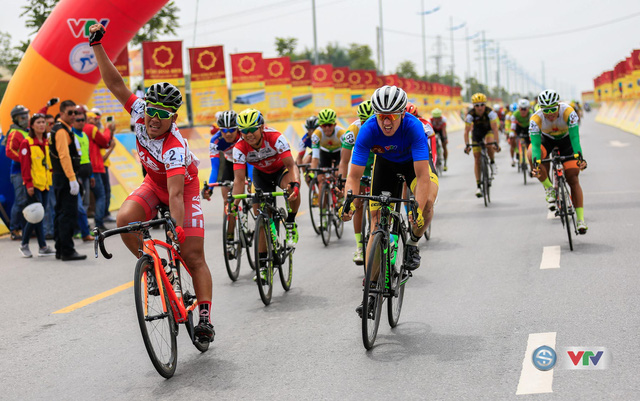 Kết thúc Giải xe đạp quốc tế VTV – Cúp Tôn Hoa Sen 2016: Võ Phú Trung áo vàng, Lê Văn Duẩn giành áo xanh ngoạn mục  - Ảnh 1.