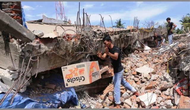Động đất tại Indonesia gây thiệt hại lớn về người và tài sản - Ảnh 10.
