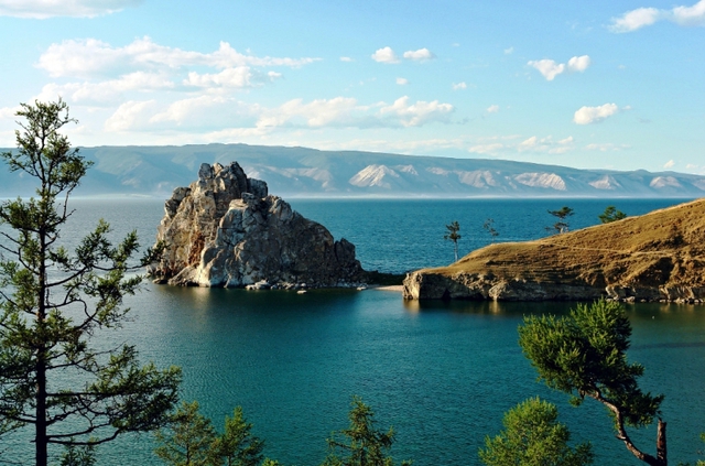 Hồ nước ngọt Baikal - Điểm du lịch hút khách ở nước Nga - Ảnh 1.