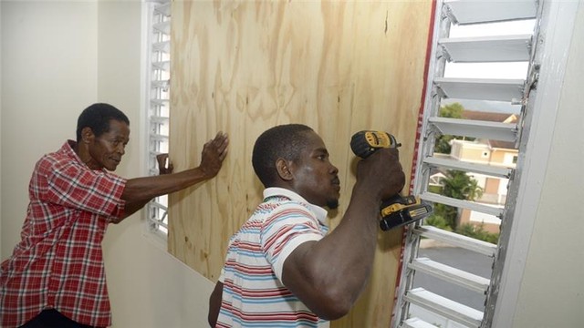 Khu vực Caribe ứng phó siêu bão mạnh nhất từ năm 2007 - Ảnh 1.