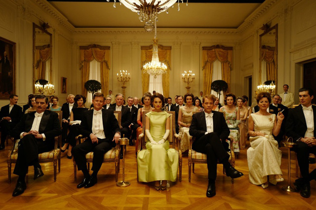 Natalie Portman quý phái trong hình ảnh phu nhân Tổng thống John Kennedy - Ảnh 6.