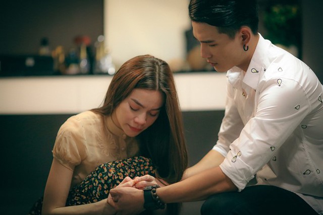 Hồ Ngọc Hà khóc hết nước mắt vì nhớ người yêu cũ trong MV mới - Ảnh 1.