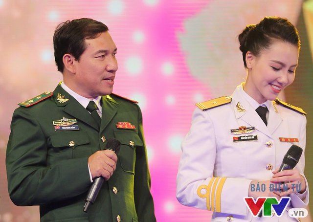 NSƯT Quang Thắng tái xuất làm MC ở Gala Chúng tôi là chiến sĩ - Ảnh 5.