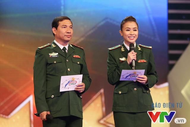 NSƯT Quang Thắng tái xuất làm MC ở Gala Chúng tôi là chiến sĩ - Ảnh 2.