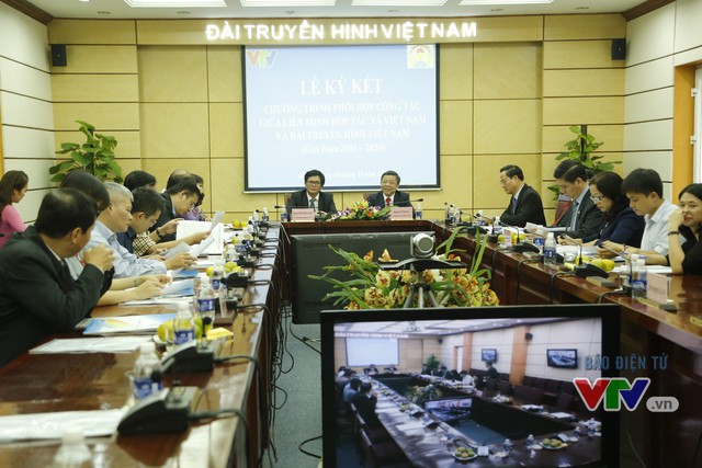 VTV và Liên minh HTX Việt Nam ký kết phối hợp tuyên truyền - Ảnh 1.