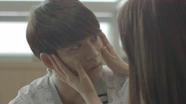 Tuổi thanh xuân 2: Khán giả khóc thương Linh (Nhã Phương) - Junsu (Kang Tae Oh) - Ảnh 6.