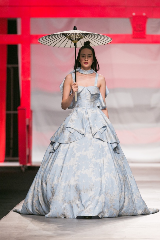 Sắc màu Nhật Bản Tinh khôi khép lại Tuần lễ thời trang quốc tế Việt Nam Thu - Đông 2016 - Ảnh 7.