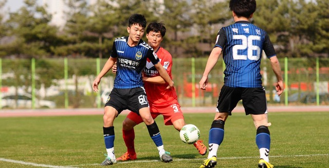 Bất ngờ rời Incheon United, Xuân Trường vẫn ở lại Hàn Quốc thi đấu - Ảnh 1.
