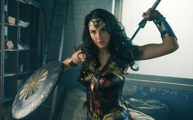 Điểm danh dàn mỹ nữ từng thủ vai Wonder Woman qua các thời kì - Ảnh 11.