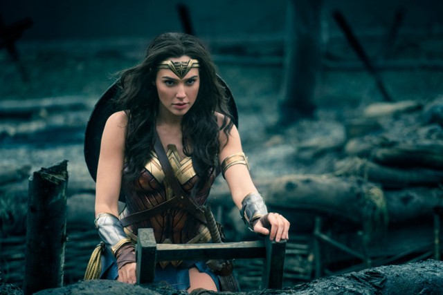 Điểm danh dàn mỹ nữ từng thủ vai Wonder Woman qua các thời kì - Ảnh 12.
