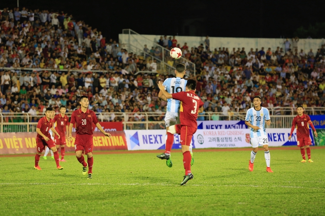 Chùm ảnh: Những khoảnh khắc ấn tượng trận giao hữu U20 Việt Nam 1-4 U20 Argentina - Ảnh 13.