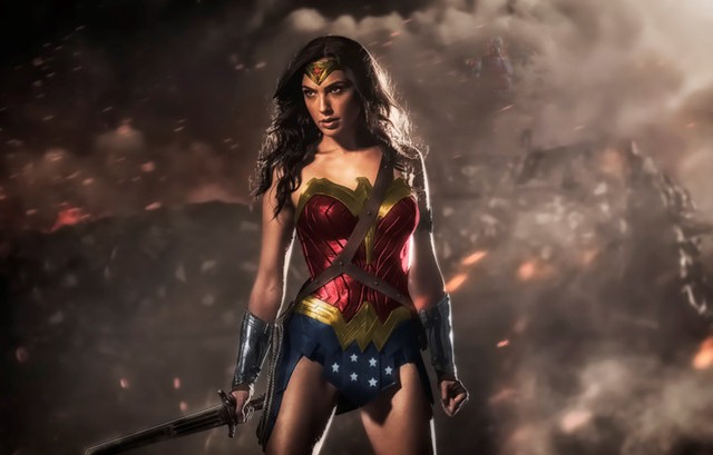 Điểm danh dàn mỹ nữ từng thủ vai Wonder Woman qua các thời kì - Ảnh 10.
