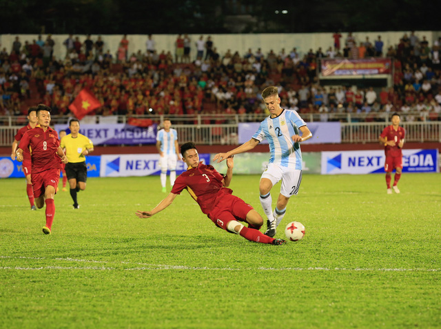 Chùm ảnh: Những khoảnh khắc ấn tượng trận giao hữu U20 Việt Nam 1-4 U20 Argentina - Ảnh 12.