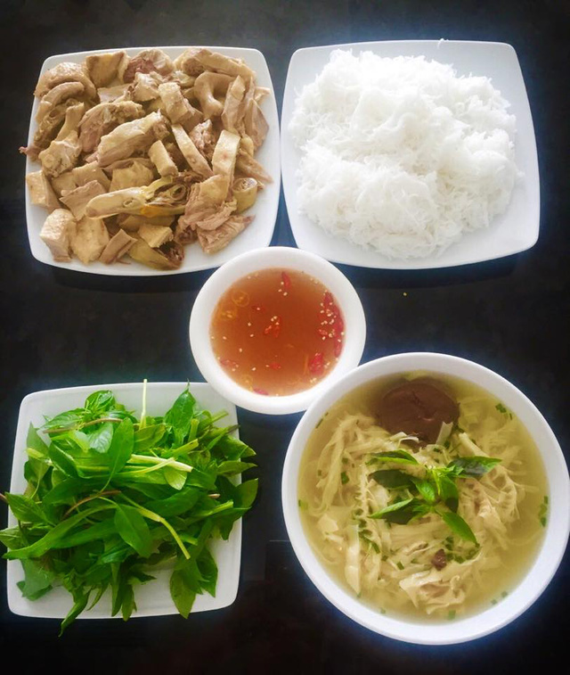 Những bữa cơm ngon tự tay Lã Thanh Huyền vào bếp nấu - Ảnh 10.