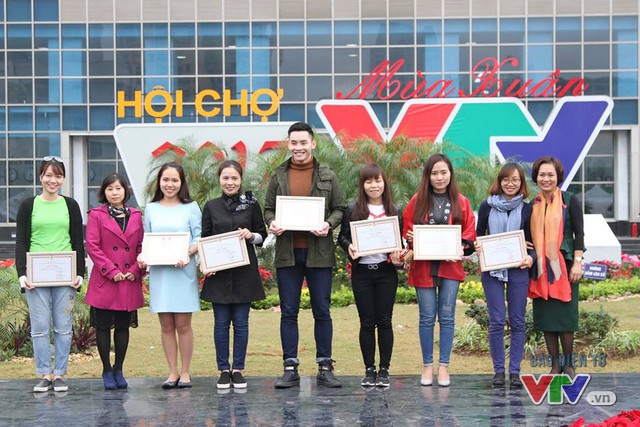 Trung tâm sản xuất phim truyền hình Việt Nam (VFC) nhận giải đặc biệt tại Hội chợ Mùa xuân - GALA SALE 2017 - Ảnh 6.