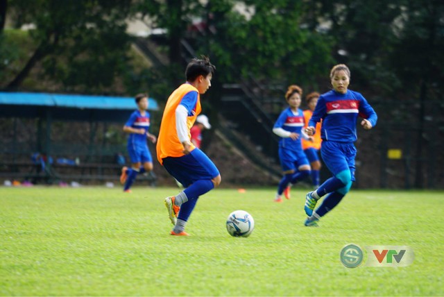 Ảnh: ĐT bóng đá nữ tập buổi đầu tiên tại Malaysia, sẵn sàng cho SEA Games 29 - Ảnh 9.