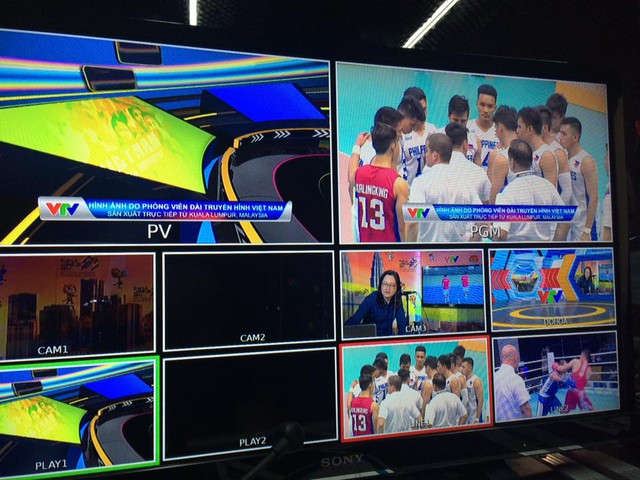Đài THVN ghi hình trực tiếp thi đấu bóng chuyền nam và nữ tại SEA Games 29 - Ảnh 6.