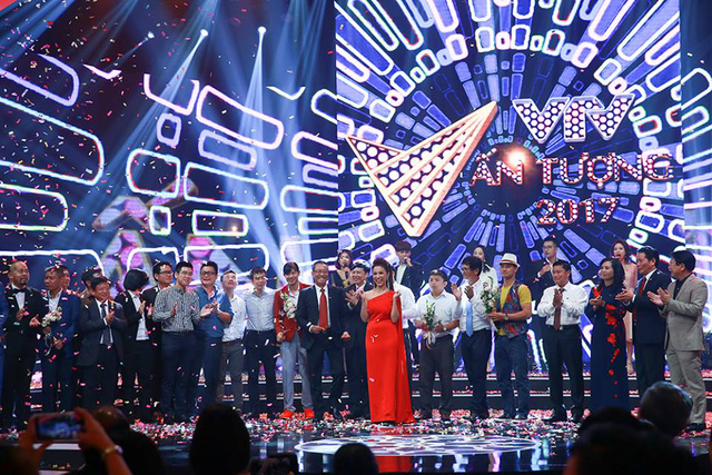 VTV Awards 2017: Táo quân Xuân Đinh Dậu chiến thắng giải Chương trình của năm - Ảnh 1.
