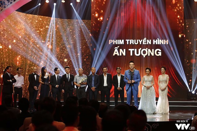 VTV Awards 2017: Táo quân Xuân Đinh Dậu chiến thắng giải Chương trình của năm - Ảnh 4.