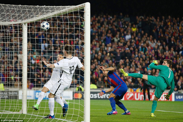 Barcelona 6-1 PSG: Những hình ảnh điên rồ không thể nào quên - Ảnh 2.