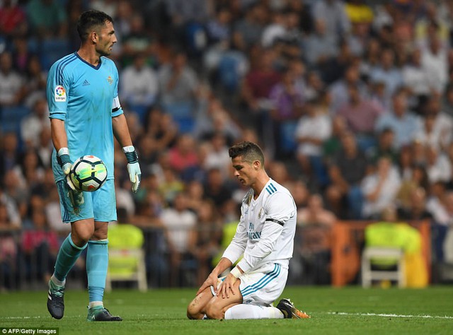 Real Madrid 0-1 Real Betis: Ronaldo trở lại và thất bại ngay tại Bernabeu - Ảnh 2.